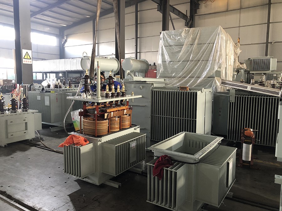 100 KVA 3 Phase Oil Cooled Distribution Transformer